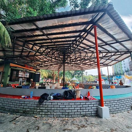 Melaka Top Largest Waterpark Resort - By Youbnb Homestay Melaka Dış mekan fotoğraf